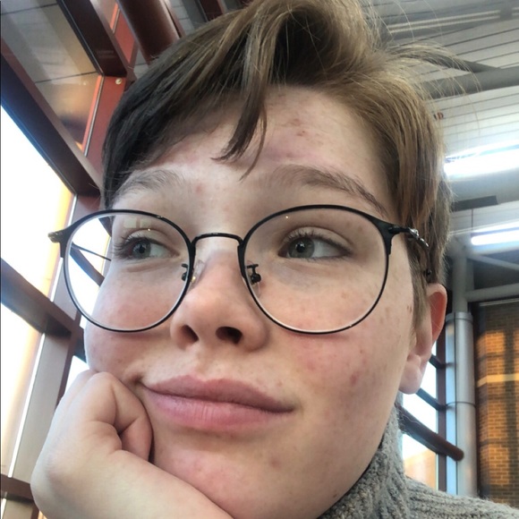 Meet your Posher, Ezra - Picture 1 of 1